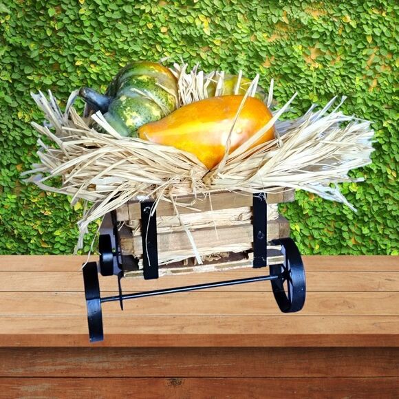 VINTAGE Wood & Metal  LARGE WAGON  True HAY PUMPKINS & GOURD Fall - Picture 9 of 10